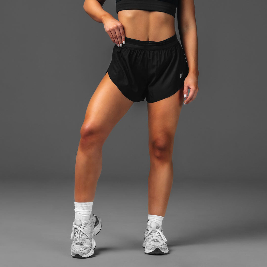 1stphorm_apparel_womens_shorts_runaroundshort_black_0002