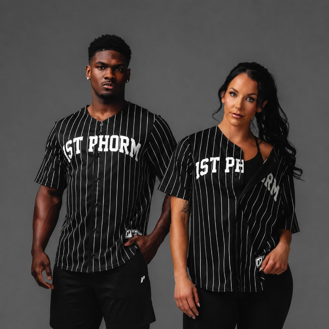 baseball-jersey-black-white-hero-image